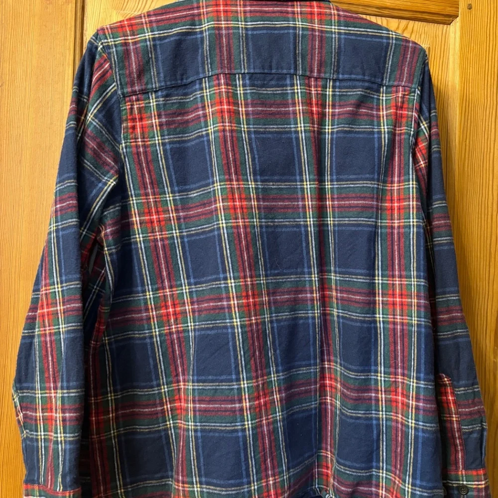 LLBEAN Scotch plaid flannel shirt - Picture 3 of 3